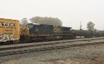 CSX 560 mid train